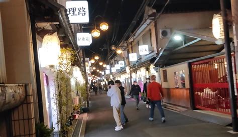 大阪 飛田新地 / 吉原 / まな（ちょんの間）